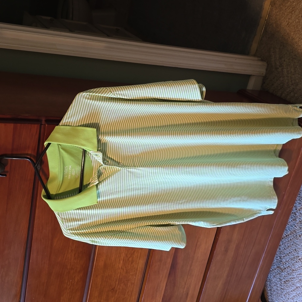 Men's golf short sleeve shirt